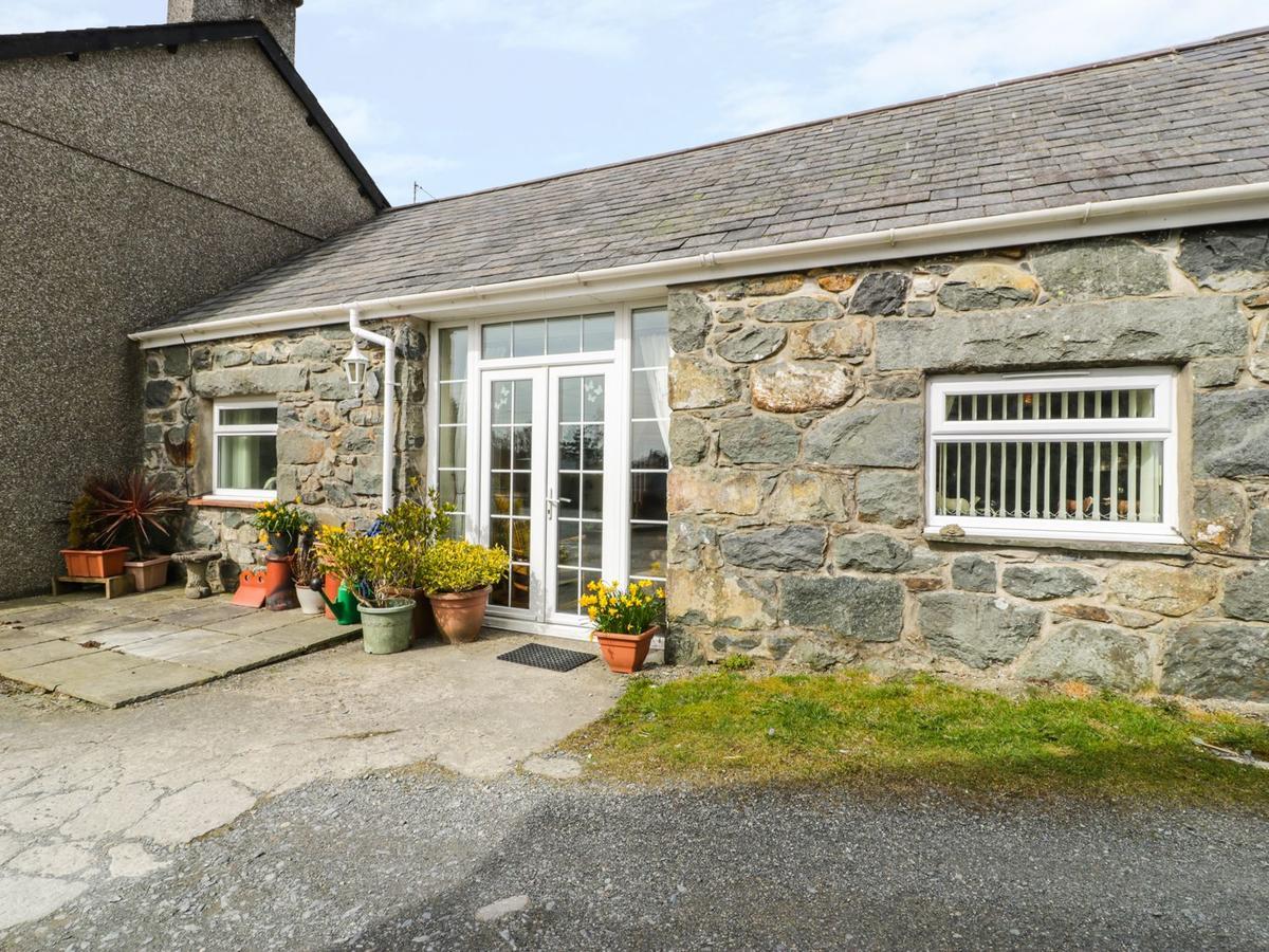 Bwthyn Ael Y Bryn Vila Dolbenmaen Exterior foto